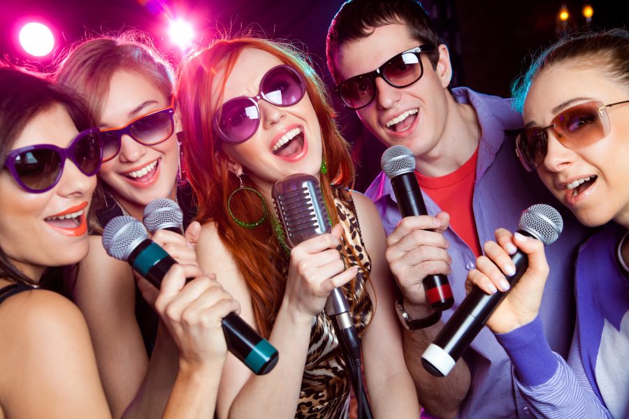 How can you maximize your karaoke in Gangnam experience?